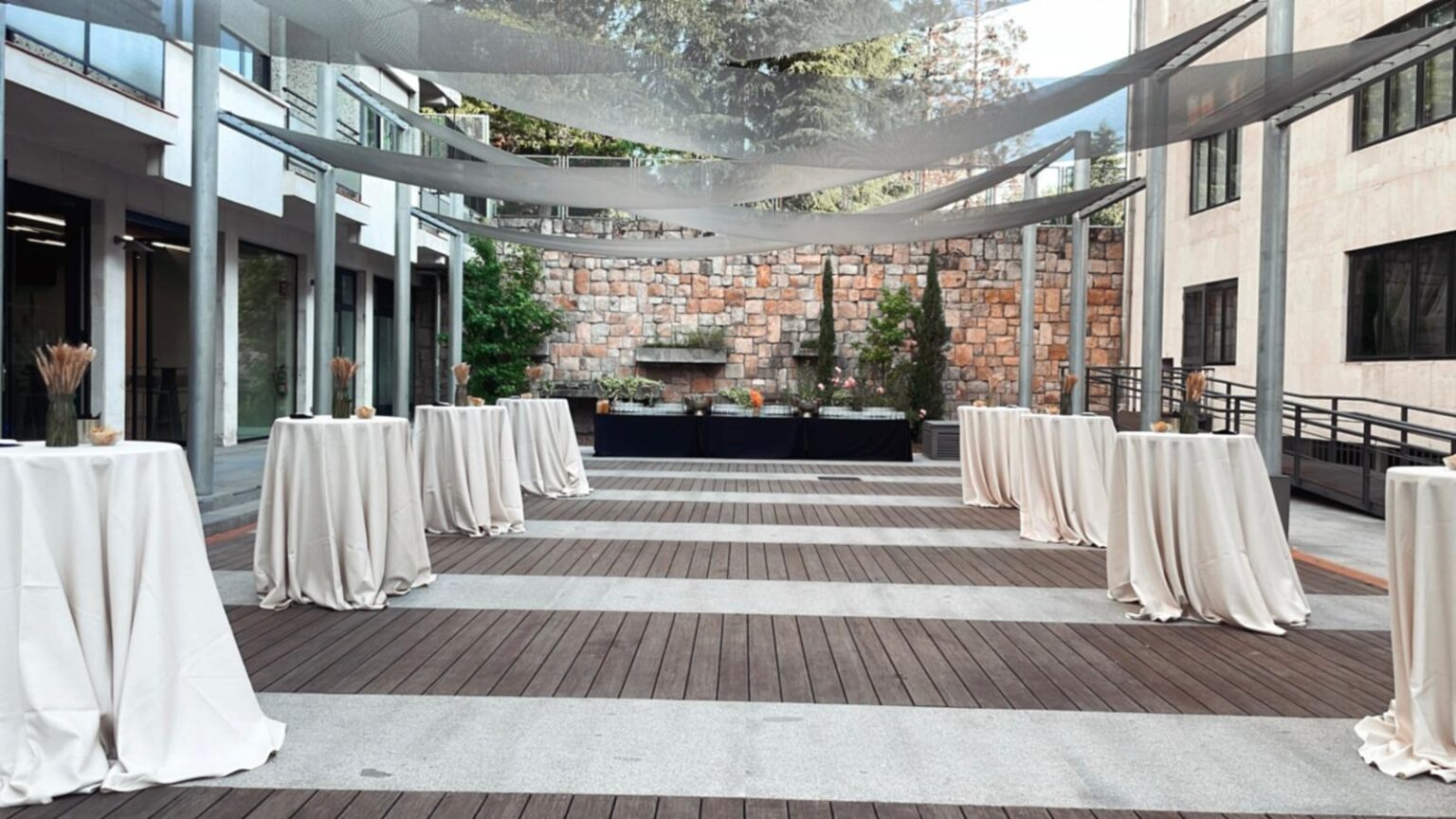 ofrecemos catering para eventos privados en Madrid con menús a medida